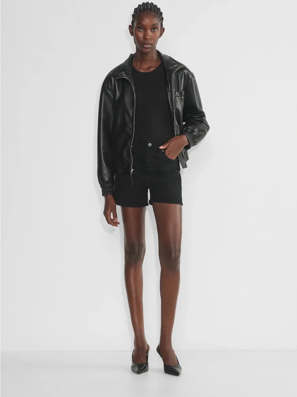 NEW without tags Aritzia Denim Forum The '50s Arlo Hi Mid-Thigh Denim Short